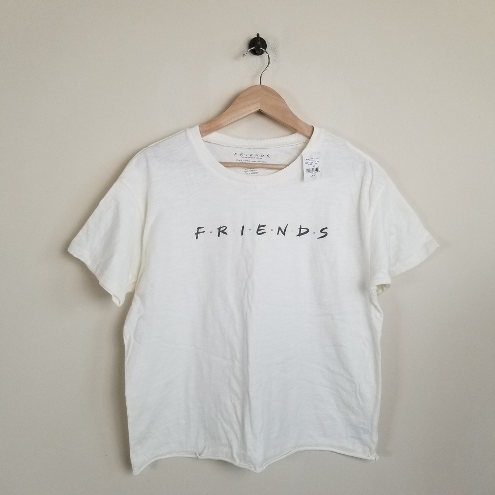 Friends American Eagle T Shirt Size Medium NWT
